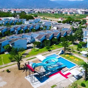 Afytos Tatil Koyu Resort